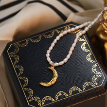 Load image into Gallery viewer, Iridescent 18K Gold Plated Natural Pearl Beaded Crescent Moon Pendant Necklace
