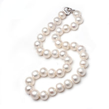 Load image into Gallery viewer, Luxury Big Size Round Freshwater Pearl Beaded Necklace
