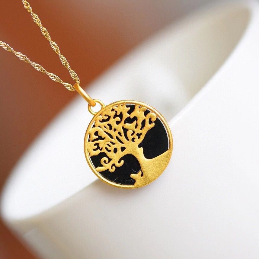 Unique Craftsmanship Inlaid Black Agate Tree Necklace Pendant Exquisite Luxury Ladies Silver Jewelry