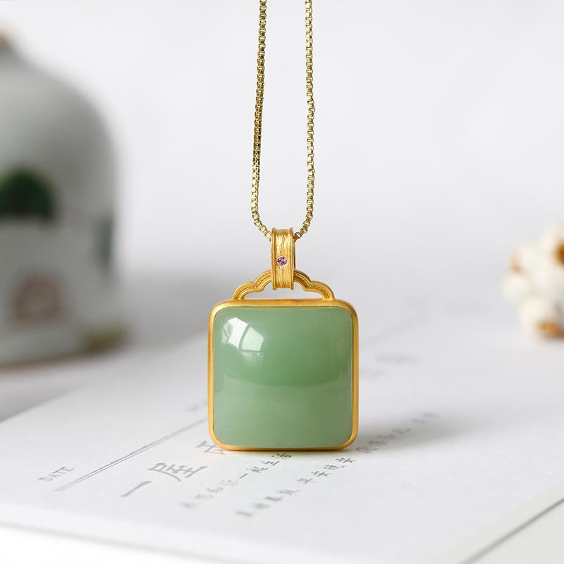 Lokaloca Natural Fine Jade Pendant Necklace