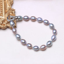 Load image into Gallery viewer, Ineffable Design Heart Clasp Natural Gray Freshwater Baroque Pearl Beaded Bracelet
