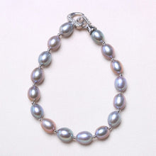 Load image into Gallery viewer, Ineffable Design Heart Clasp Natural Gray Freshwater Baroque Pearl Beaded Bracelet
