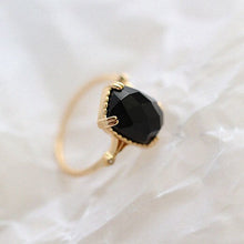 Load image into Gallery viewer, Designer Faceted Craftsmanship Silver Inlaid Black Agate Opening Adjustable Ring Elegant Charm Creative Retro Jewelry
