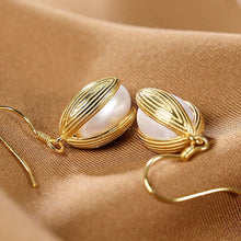 Load image into Gallery viewer, Designer Original Craftsmanship Inlaid Pearl Earrings Exquisite Ladies Silver Jewelry
