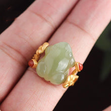 Load image into Gallery viewer, Designer Original Natural Fine Jade Frog Gilt Opening Adjustable Ring Fashion Ladies Jewelry
