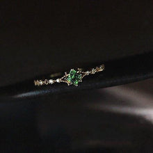 Load image into Gallery viewer, Designer Original Silver Green Crystal Opening Adjustable Ring Vintage Style Retro Elegant Luxury Charm Jewelry
