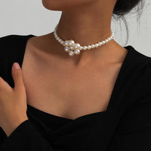 Load image into Gallery viewer, Luxury Elegant Pearl Beaded Blossom Pendant Choker Necklace
