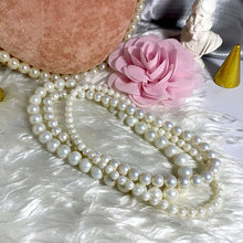 Load image into Gallery viewer, Natural Round Fresh Shell Pearl Beaded Choker Necklace for Ladies
