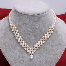 Load image into Gallery viewer, Elegant Natural Freshwater Pearl Beaded Necklace For Ladies
