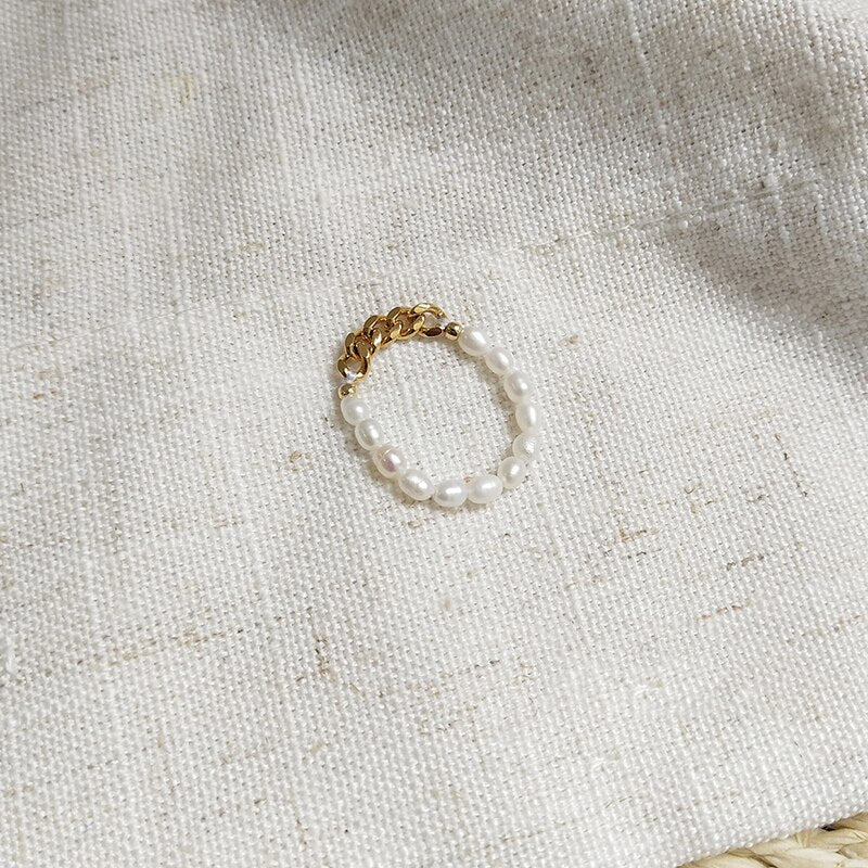 Renaissance Natural Pearl Beaded Chain Ring