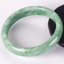 Load image into Gallery viewer, Lokaloca Handcrafted Genuine Natural Green Jade Bangle Bracelet
