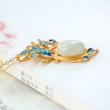 Load image into Gallery viewer, Gilt Inlaid Natural Fine White Jade Oval Pendant Necklace Enamel Porcelain Vintage Style Exquisite Ladies Jewelry
