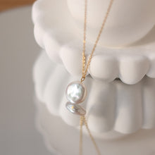 Load image into Gallery viewer, Deja Serenity 18K Gold Plated Frenshwater Pearl Pendant Necklace
