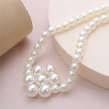 Load image into Gallery viewer, Luxury Elegant Pearl Beaded Blossom Pendant Choker Necklace
