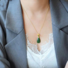 Load image into Gallery viewer, Lokaloca Natural Green Jade Pendant Necklace
