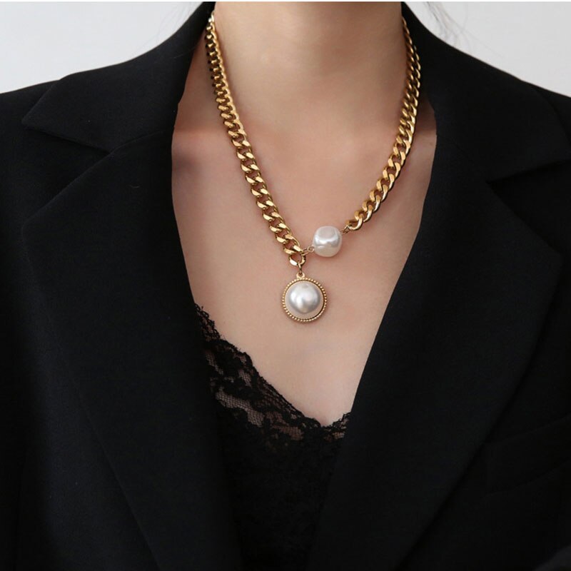 Minimalist Cuban Link Chain Baroque Irregular Pearl Charm Pendant Choker Necklace