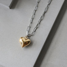 Load image into Gallery viewer, Golden Solid Heart Shaped Lovely Pendant Necklace Titanium Steel 18K Gold-Plated
