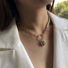 Load image into Gallery viewer, Half Chain Half Pearl Beaded Cuban Chain Heart Pendant Choker Necklace
