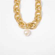 Load image into Gallery viewer, Gothic Cuban Link Chain Pearl Pendant Choker Necklace
