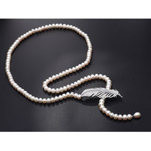 Load image into Gallery viewer, Natural Freshwater Beaded Pearl 925 Sterling Silver Feather Pendant Necklace for Ladies
