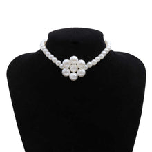 Load image into Gallery viewer, Luxury Elegant Pearl Beaded Blossom Pendant Choker Necklace
