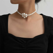 Load image into Gallery viewer, Luxury Elegant Pearl Beaded Blossom Pendant Choker Necklace
