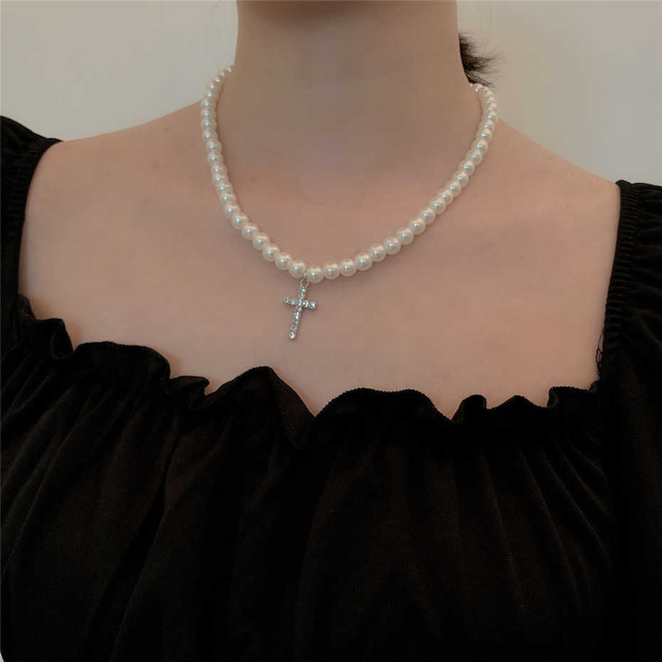 Minimalist Pearl Beaded Chain Cross Pendant Choker Necklace