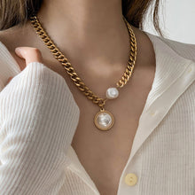 Load image into Gallery viewer, Minimalist Cuban Link Chain Baroque Irregular Pearl Charm Pendant Choker Necklace
