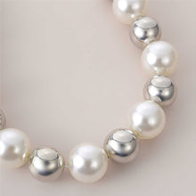 Load image into Gallery viewer, Big Size Imitation Pearl Beaded Statement Necklace Choker for Ladies
