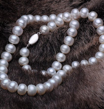 Load image into Gallery viewer, Luxury Big Size Natural White Freshwater Pearl Beaded Necklace
