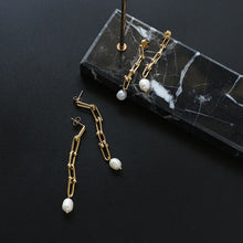 Load image into Gallery viewer, Happiness French Design 18K Gold Plated Link Chain Frenshwater Pearl Drop Earrings
