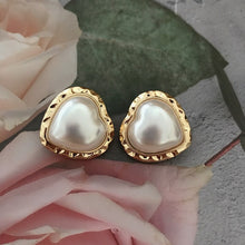 Load image into Gallery viewer, Handmade Heart Shaped Pearl Stud Earrings
