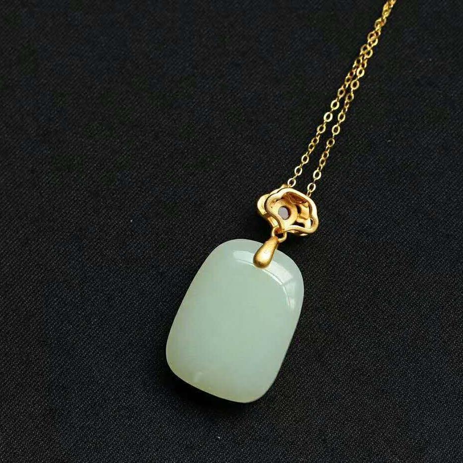 Independent Design Natural Fine Jade Pendant Silver Necklace Ladies Jewelry