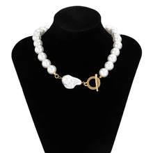 Load image into Gallery viewer, Luxury Pearl Beaded Pendant Choker Necklace For Ladies
