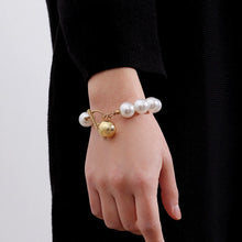 Load image into Gallery viewer, Luxury Big Size Imitation Pearl Beaded Charm Bracelet for Ladies
