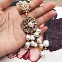 Load image into Gallery viewer, Handmade Baroque Pearl Beaded Cluster Rhinestone Pendant Necklace
