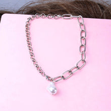 Load image into Gallery viewer, 2Pcs/1Set Cuban Link Chain Cute Heart Barqoue Pearls Pendant Necklace
