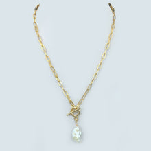 Load image into Gallery viewer, Gothic Link Chain Toggle Clasp Baroque Irregular Pearl Pendant Necklace
