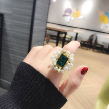 Load image into Gallery viewer, Designer Tenderness Vintage Pearl Bee Geometric Crystal Adjustable Ring
