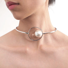 Load image into Gallery viewer, Minimalist Big Imitation Pearl Pendant Choker Necklace For Ladies
