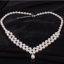 Load image into Gallery viewer, 3Pcs/Set Natural Freshwater Pearl Necklace Bracelet Earrings Jewelry Set for Ladies
