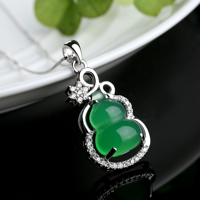 Lokaloca Natural Green Jade Chalcedony Lucky Gourd Pendant 925 Silver Jewelry Necklace