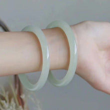 Load image into Gallery viewer, Top Grade Natural Hetian Light Green Jade Bangle for Ladies
