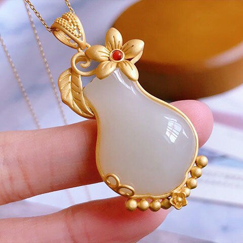 Natural Fine White Jade Plant Vase Pendant Necklace Vintage Style Retro Unique Craft Charm Women's Silver Ornaments