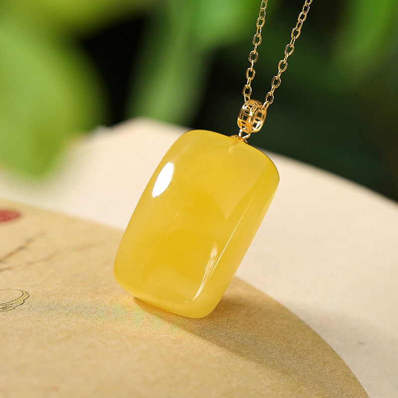 Lokaloca Natural Fine Yellow Jade Pendant Necklace