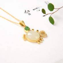 Load image into Gallery viewer, Natural Fine White Jade Crab Pendant Necklace Vintage Style Retro Elegant Lovely Women Charm Accessories
