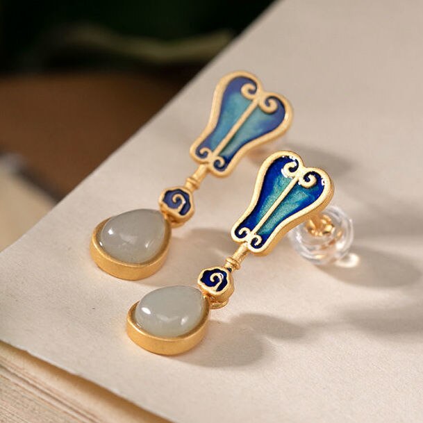 Natural Fine White Jade Water Drop Shaped Earrings Vintage Style Retro Unique Ancient Golden Craft Charm Female Brand Jewelry