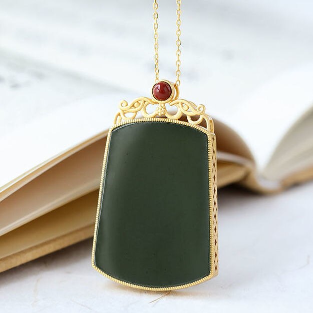 Lokaloca Natural Fine Jade Jasper Exquisite Pendant Necklace