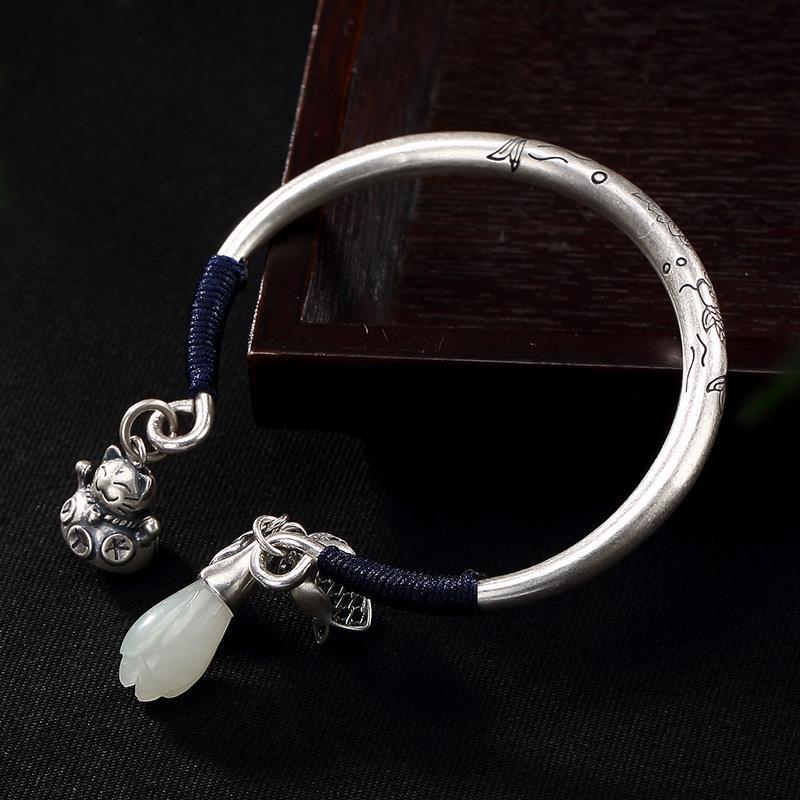 Natural Fine White Chalcedony Lucky Cat Bracelet Niche Exquisite Carving Design Mulan Classic Elegant Ladies Brand Jewelry