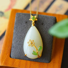 Load image into Gallery viewer, Natural Fine White Jade Drop Shaped Pendant Necklace Vintage Retro Romantic Silver Jewelry
